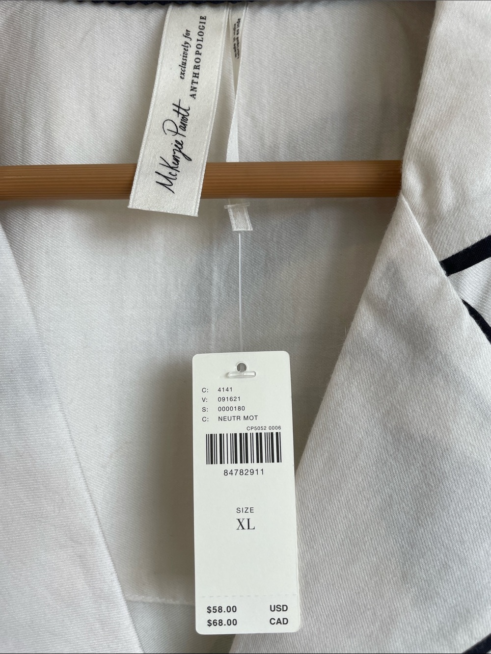ANTHROPOLOGIE Off-White V-Neck PajamaTop with Bold Floral Contrast • XL - Picture 2 of 11